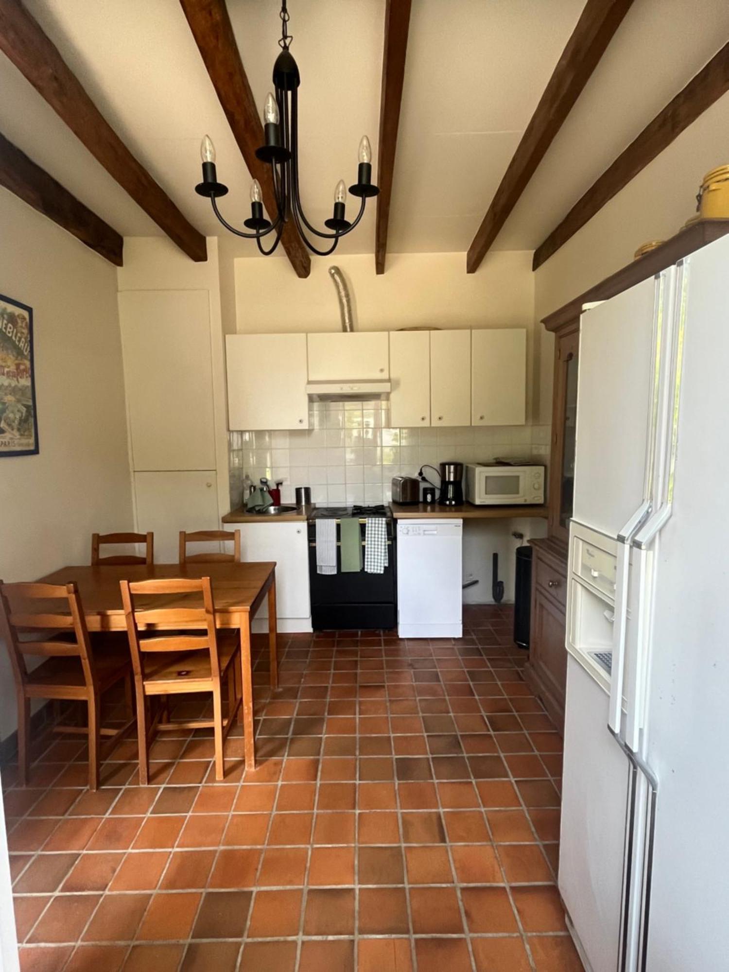 Les Ecuries Bed & Breakfast Recloses Екстериор снимка