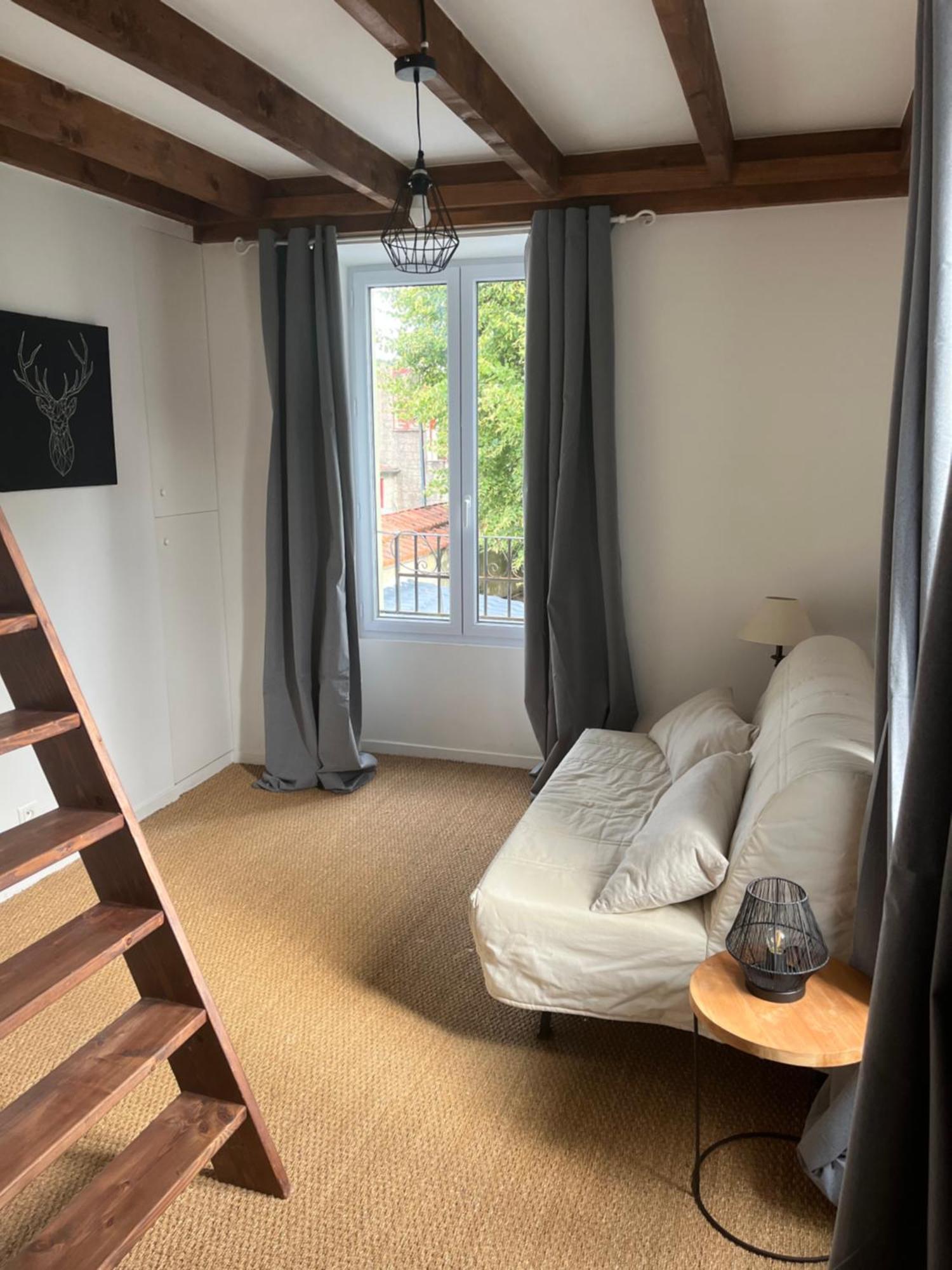 Les Ecuries Bed & Breakfast Recloses Екстериор снимка